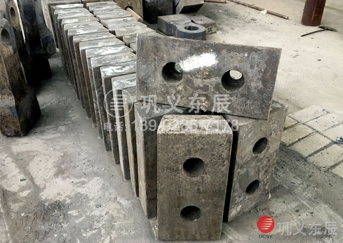 山東高鉻鑄鐵耐磨錘頭生產(chǎn)公司