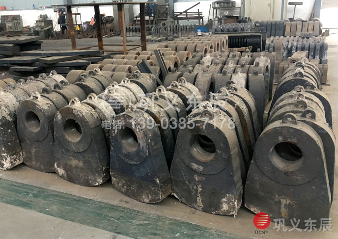 合金熱復(fù)合錘頭 合金熱復(fù)合錘頭